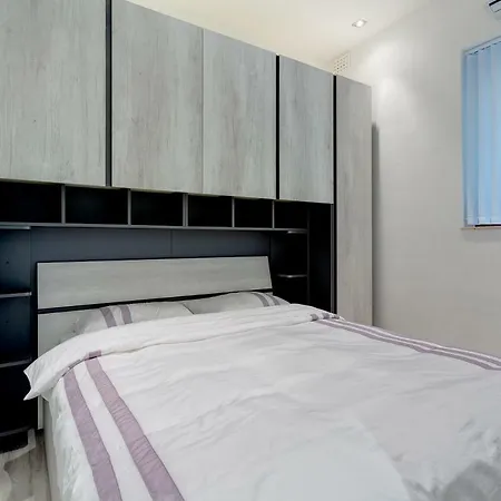 公寓 Modern 20 Meters From The Promenade 斯利马